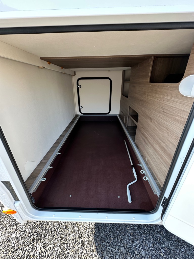 Heckgarage Stauraum_Carado_T338_Reisemobile_Emsdetten Heckgarage Stauraum_Carado_T338_Reisemobile_Emsdetten