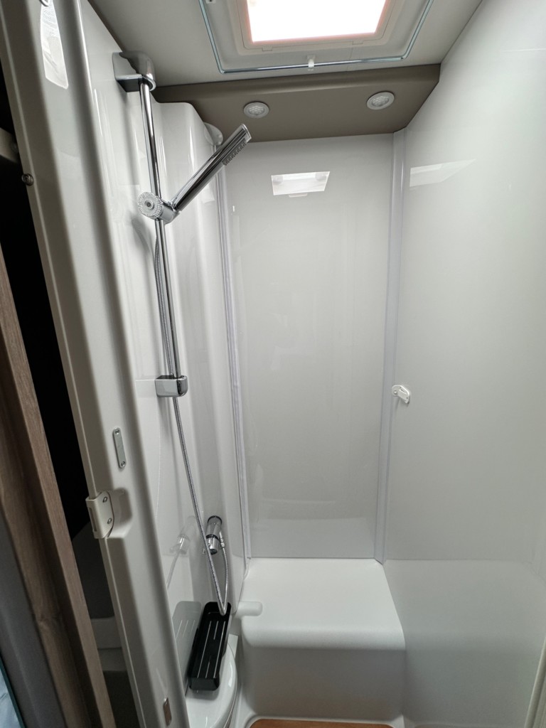 Dusche_Carado_T338_Reisemobile_Emsdetten Dusche_Carado_T338_Reisemobile_Emsdetten